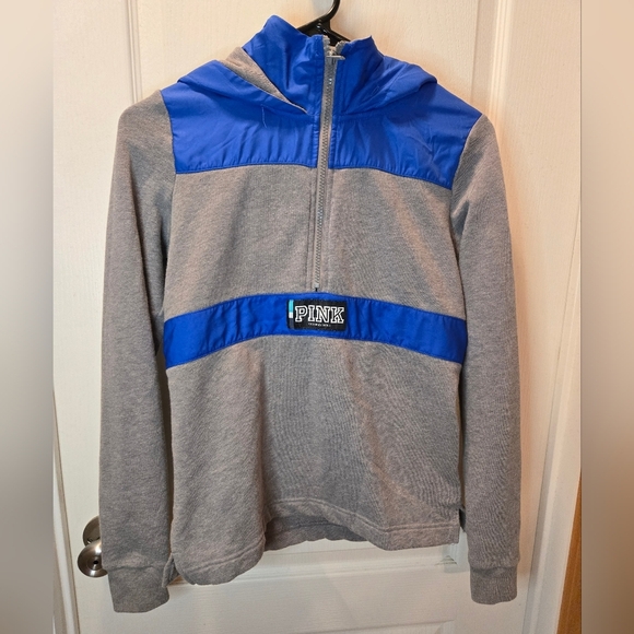 PINK Victoria's Secret Tops - PINK Victoria's Secret Women Sweatshirt XS Gray Hoodie 1/2 Zip Logo READ